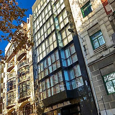 Hotel Plaza 2*