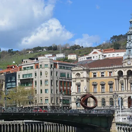 毕尔巴鄂广场酒店 2*