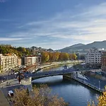 Szálloda Plaza Bilbao